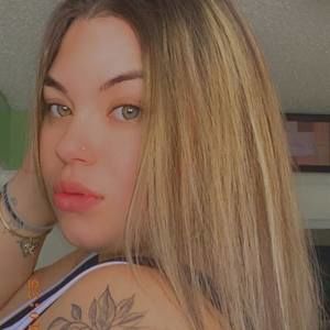 Meet your Posher, Whitley